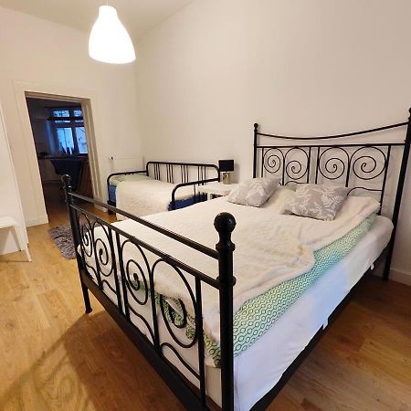 Apartament Wybickiego Lägenhet Poznań Exteriör bild