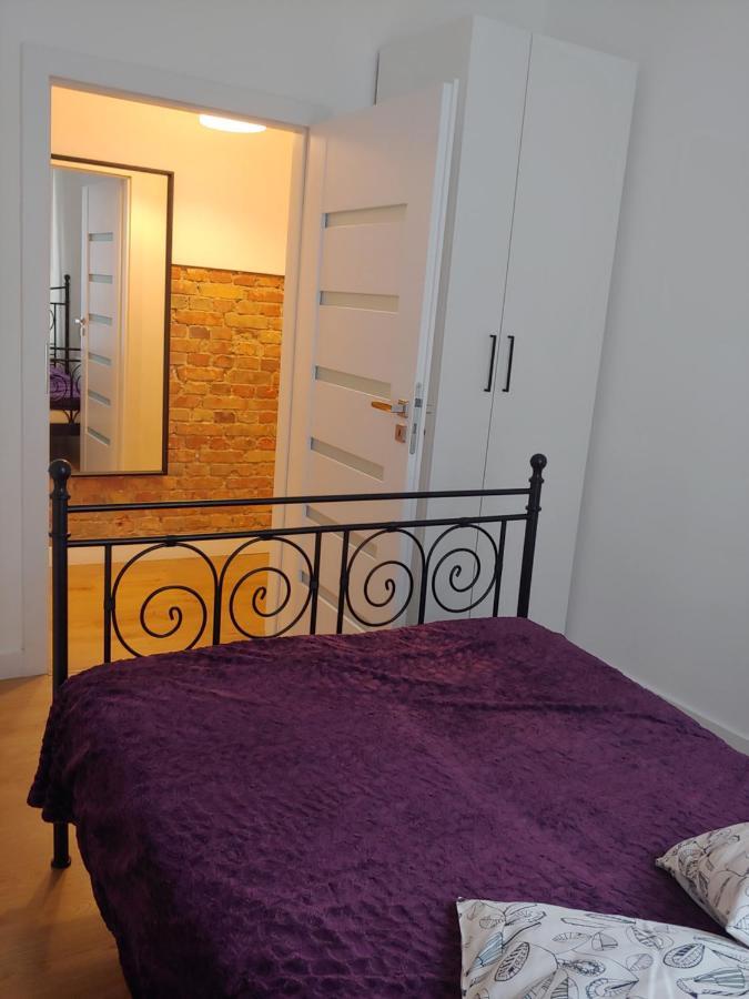 Apartament Wybickiego Lägenhet Poznań Exteriör bild