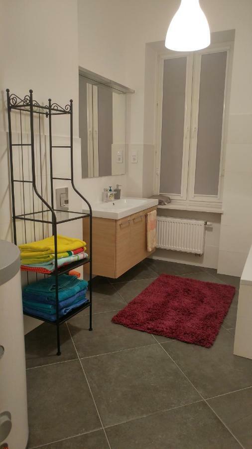 Apartament Wybickiego Lägenhet Poznań Exteriör bild
